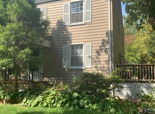 208 Warren Rd APT B, Cockeysville, MD 21030