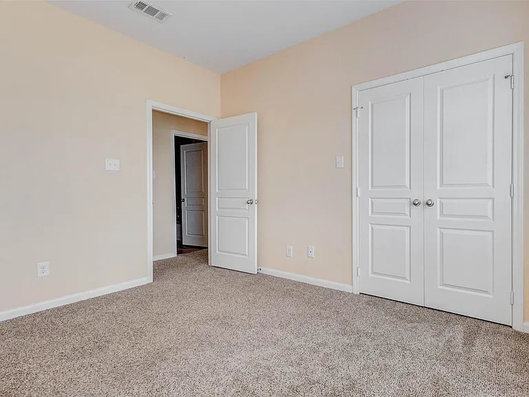 8605 Beviamo St — Photo 10