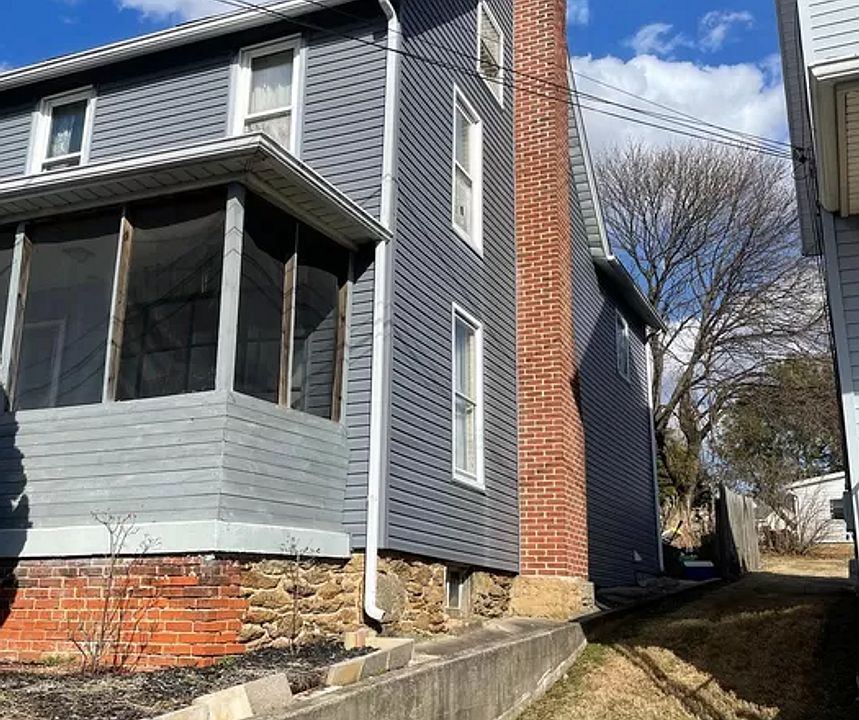 33 High St, Stewartstown, PA 17363 Zillow