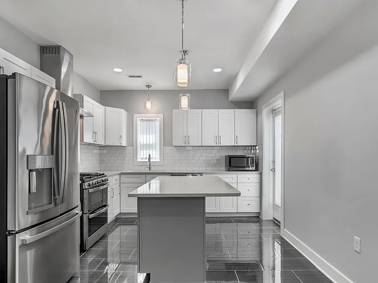 1310 Riggs St NW — Photo 13