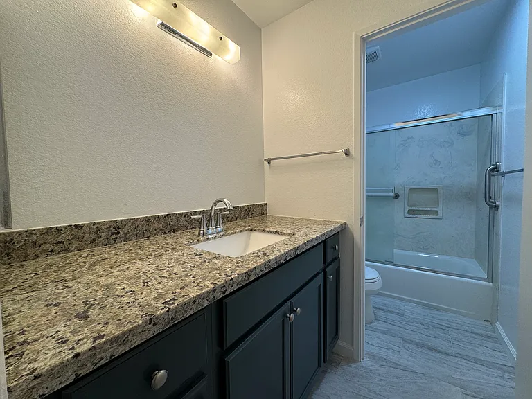 669 Balfour Dr — Photo 12
