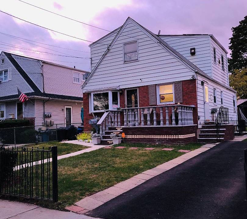 2nd image of 15811 137th Ave