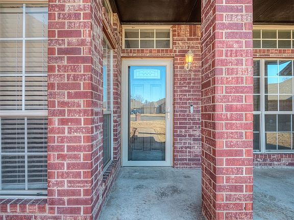4th image of 8128 Eagle Cir
