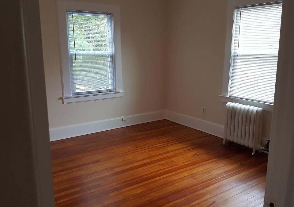 1st image of 53 Essex Ave