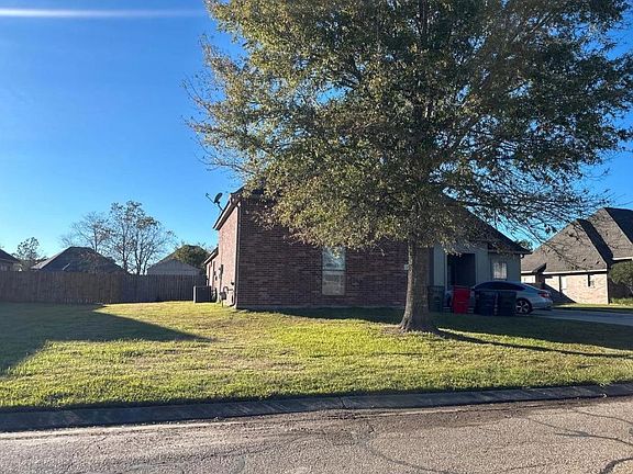 3rd image of 22769 Balsam Dr