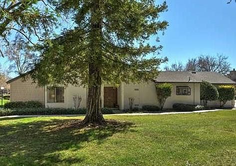 1st image of 15162 Lassen Way