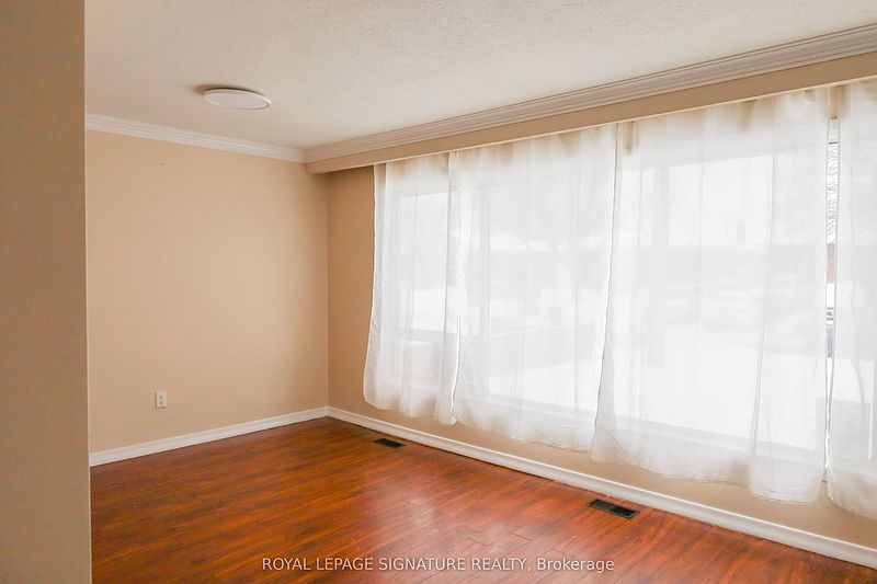 Brampton House for rent - 3 Bedrooms — photo 6