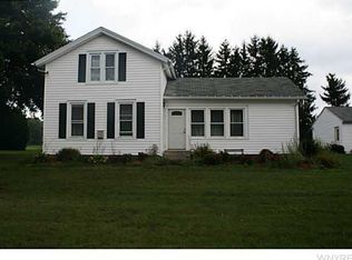2166 Hemlock Rd, Eden, NY 14057