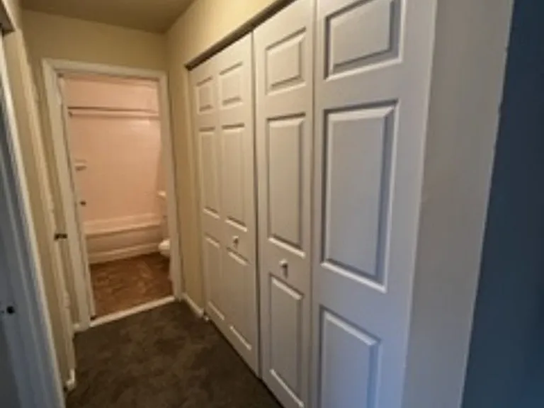Springview Garden Apartments — Photo 27