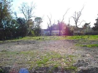 3141 Cherry St, Groves, TX 77619