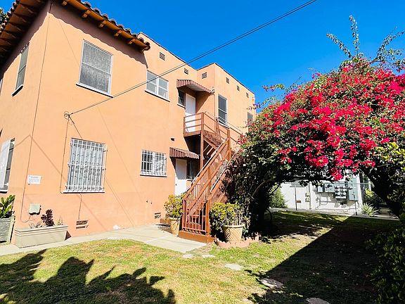 3rd image of 6700 W Olympic Blvd #6708-1/2
