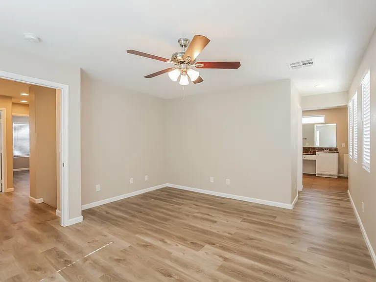 8300 Wildwood Glen Dr — Photo 8