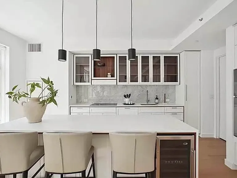 115 E 55th St #Penthouse 1 — Photo 1