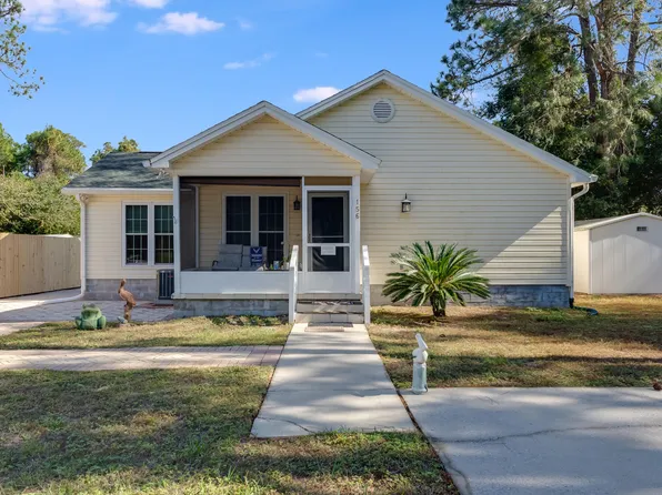 156 Winston Manor Rd, Santa Rosa Beach, FL 32459
