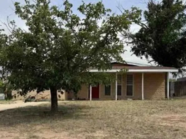 1415 E 6th St, Big Spring, TX 79720