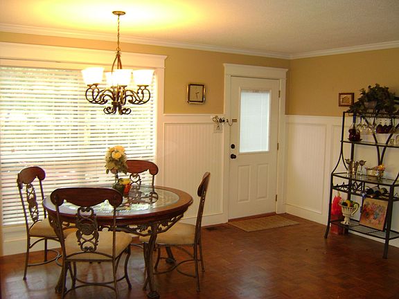 Dining Area in Kitchen