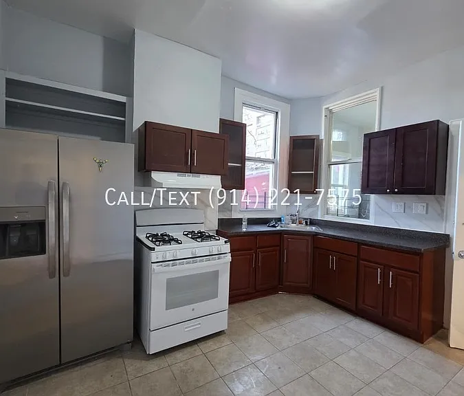 175 Orchard St — Photo 15