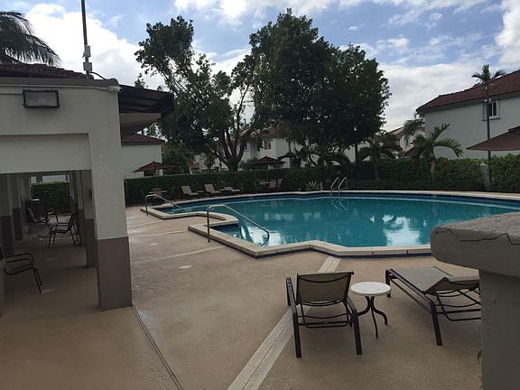3rd image of 5040 NW 116th Ct