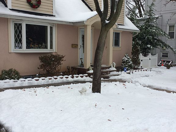 2nd image of 182 Washington Ave