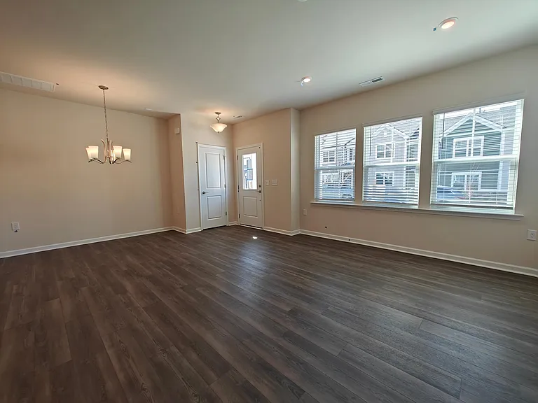 320 Ribbon Rail St — Photo 16