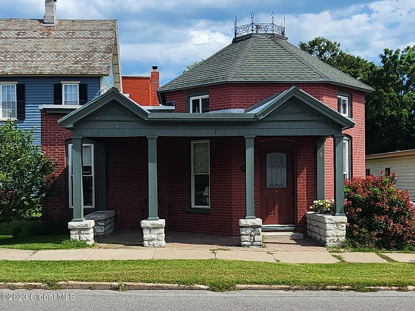1st image of 3 Kingsbury Avenue