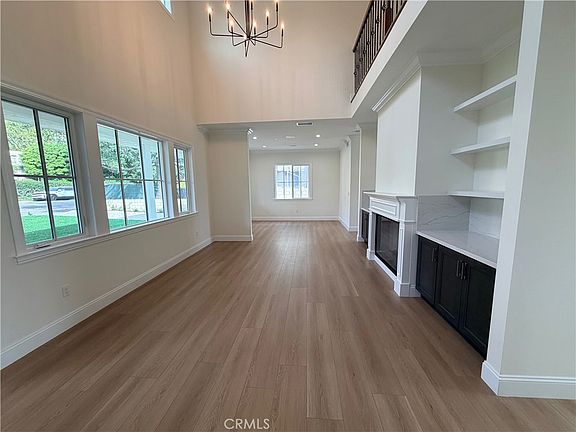 4th image of 1688 E Mendocino St