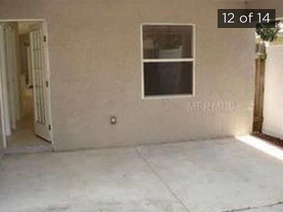 3rd image of 4411 Venice Dr
