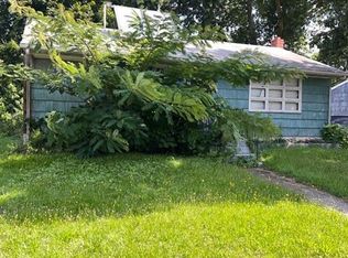 52 Dewey St, Stratford, CT 06615