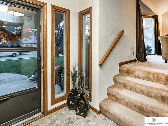 3rd image of 13562 West Cir