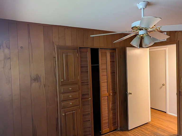 6 Greenbriar Rd — Photo 9