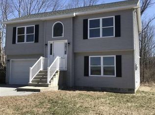 1116 Sacandaga Rd, Schenectady, NY 12302