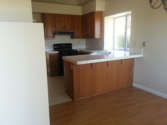 Breakfast nook and kitchen bar