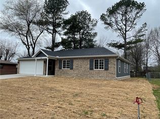 1000 Daline St, Springdale, AR 72762