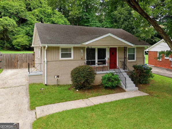 2609 Harmony Way, East Pt, GA 30344
