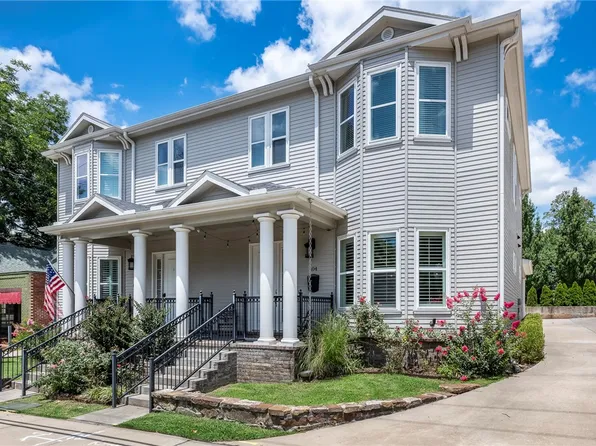 104 W Spring St, Fayetteville, AR 72701