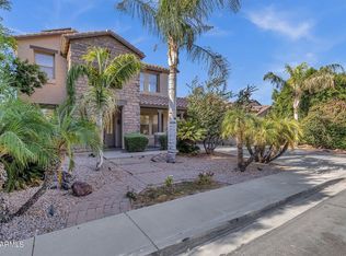 916 W Glenmere Dr, Chandler, AZ 85225