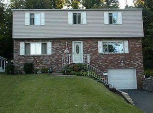 5170 Janie Dr, Pittsburgh, PA