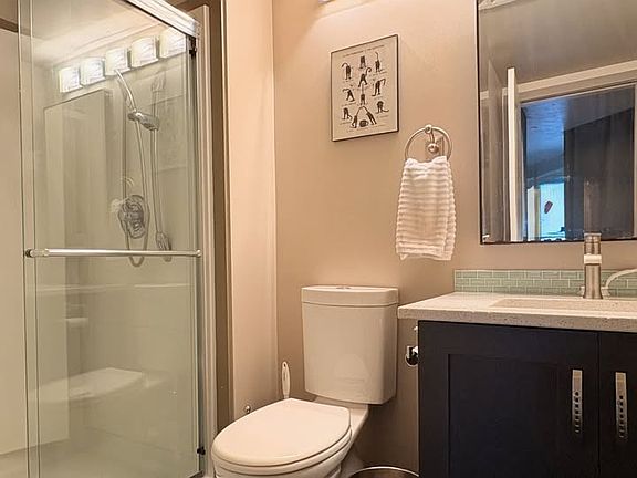 4th image of 3700 Carey Rd #202