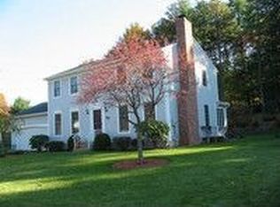 10 Sheffield Dr, Easthampton, MA 01027