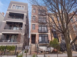 910 W Roscoe St APT 2, Chicago, IL 60657