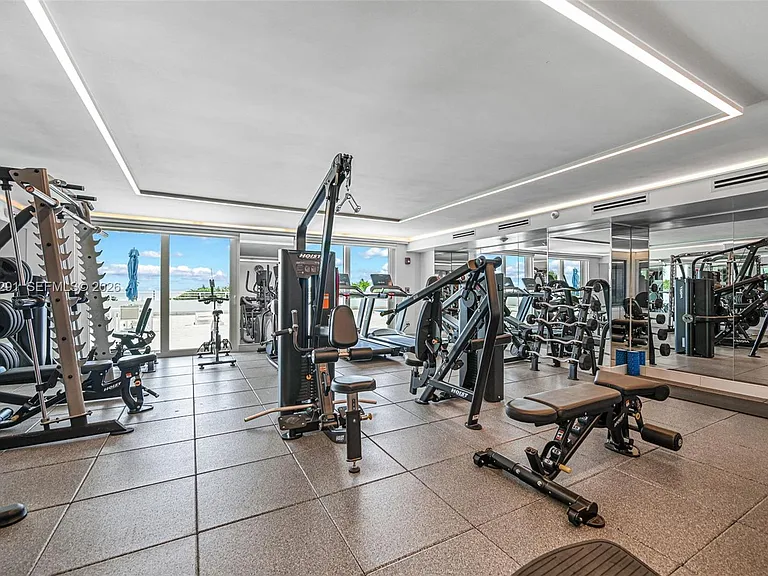 345 Ocean Dr #623 — Photo 46