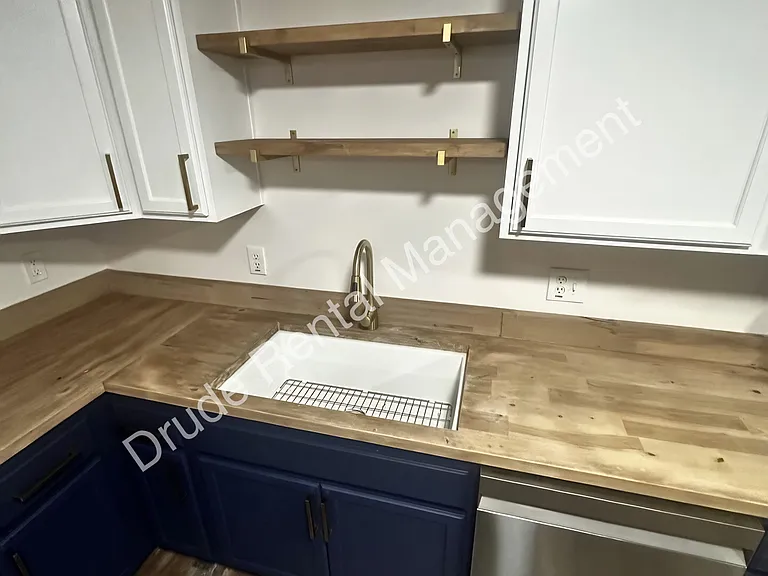 24473 Marie Ct — Photo 34