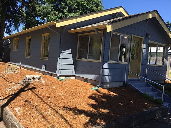 2nd image of 402 G St