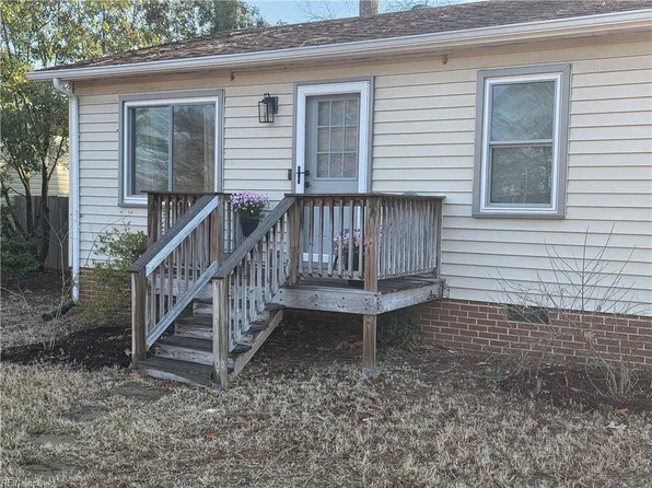 1399 Mercer Rd, Gloucester Point, VA 23062