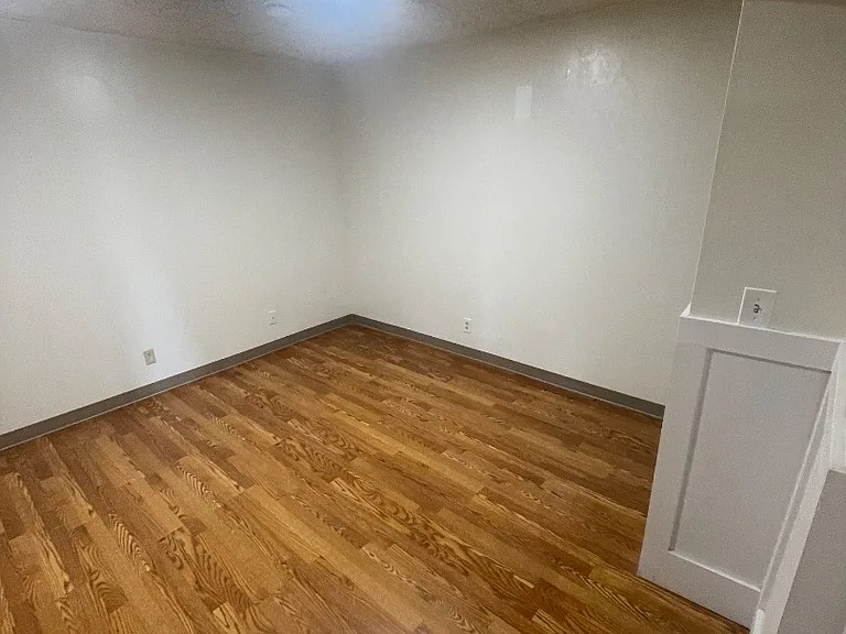 Unit Photo
