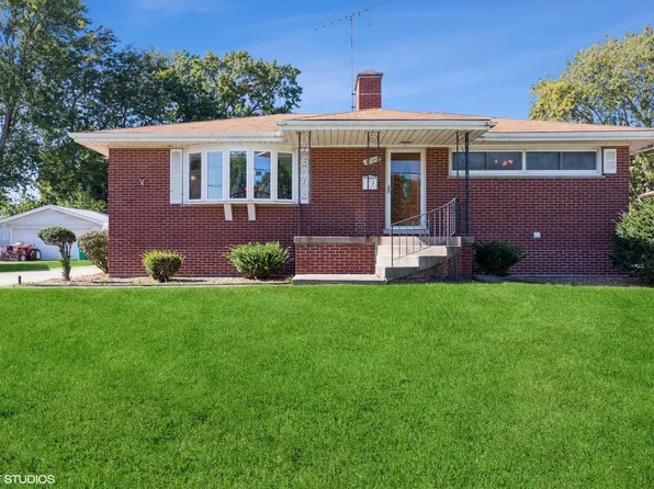 8700 Calumet Ave, Munster, IN 46321