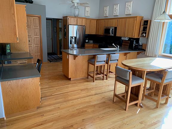 3rd image of 12886 Sierra Vista Dr