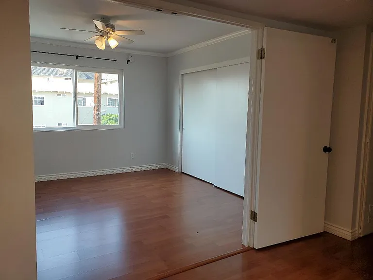 10119 Pinewood Ave — Photo 23