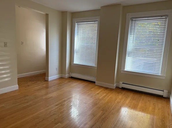 18 Holmes St #1, Allston, MA 02134