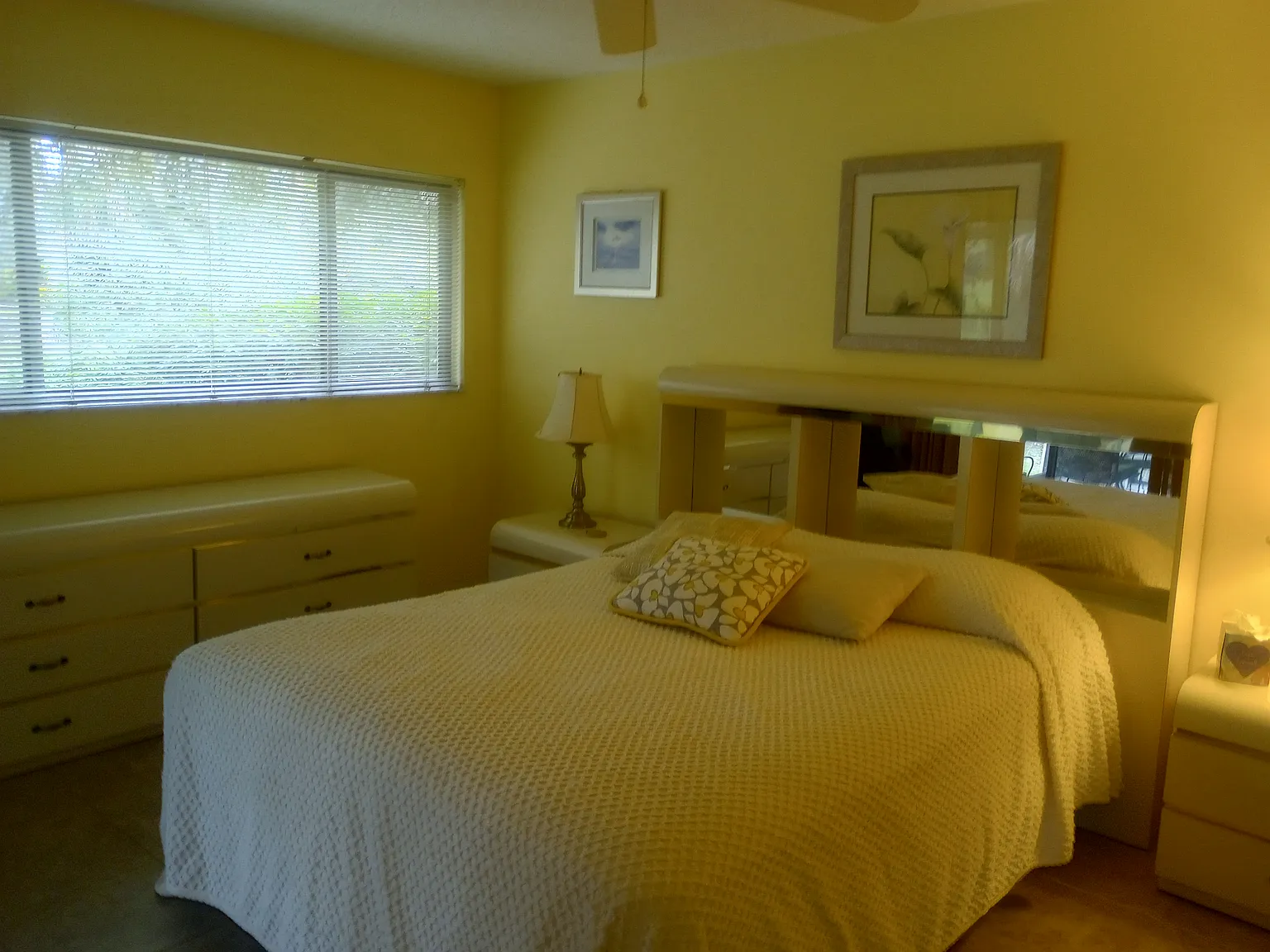 2 bed, 1054 sqft, $1,600 — Photo 4